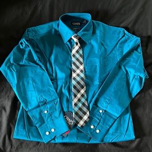 Big boys teal size M 10/12 Chap’s dress shirt with clip on tie